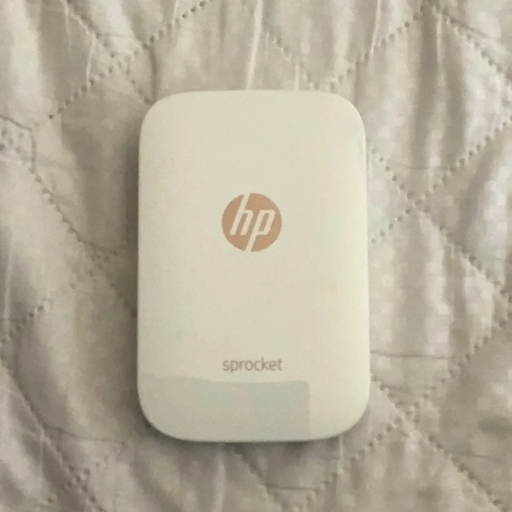 HP White Networking Device with Wireless Connectivity